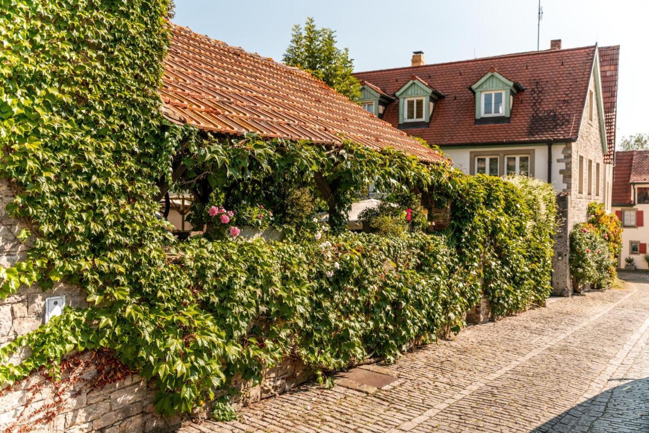 Gasthaus & Weingut Zum Stern Sulzfeld am Main Exteriör bild